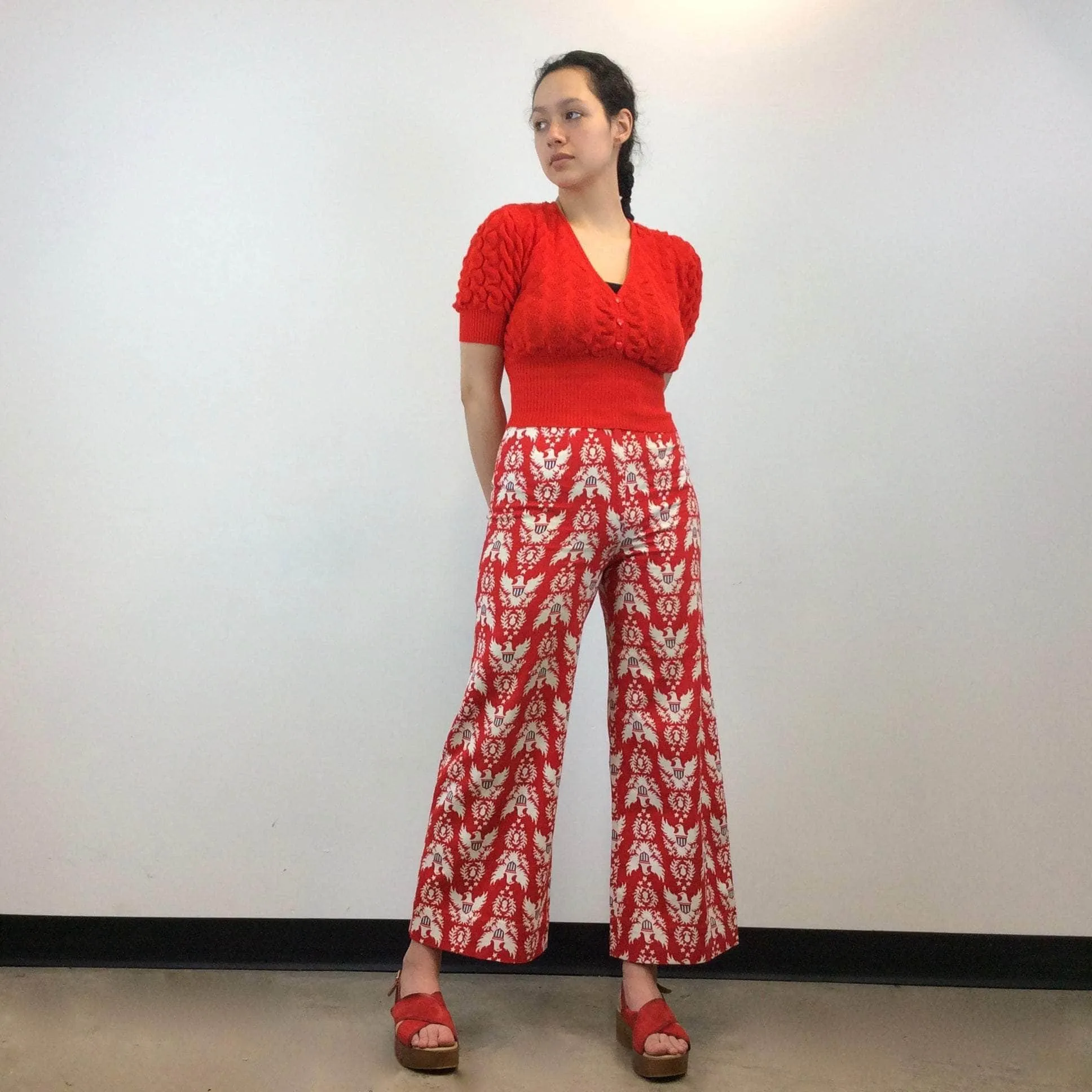 1970s High Waisted Wide Leg Bold Print Pants Small / Medium