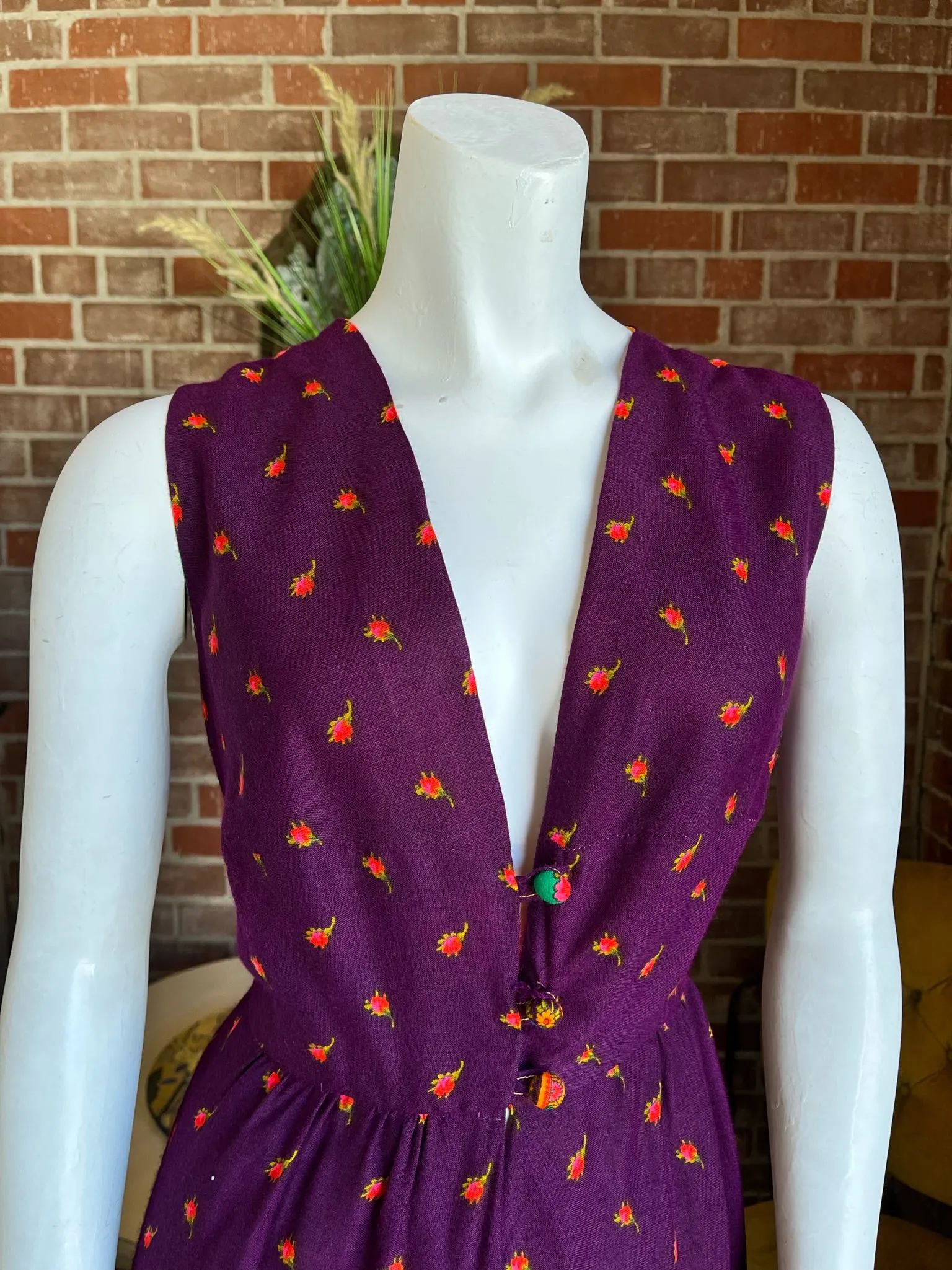 1970s Purple Roses Maxi Dress