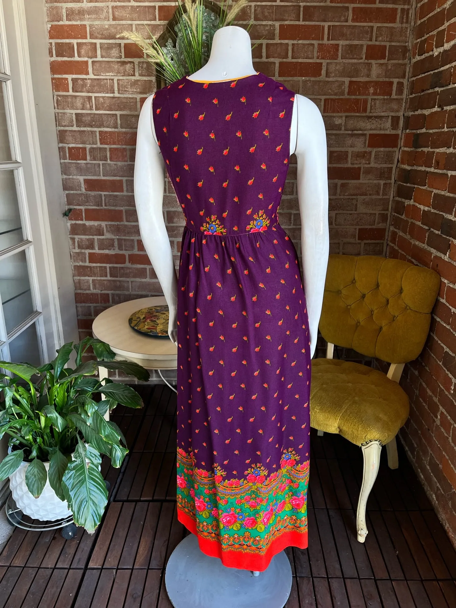 1970s Purple Roses Maxi Dress