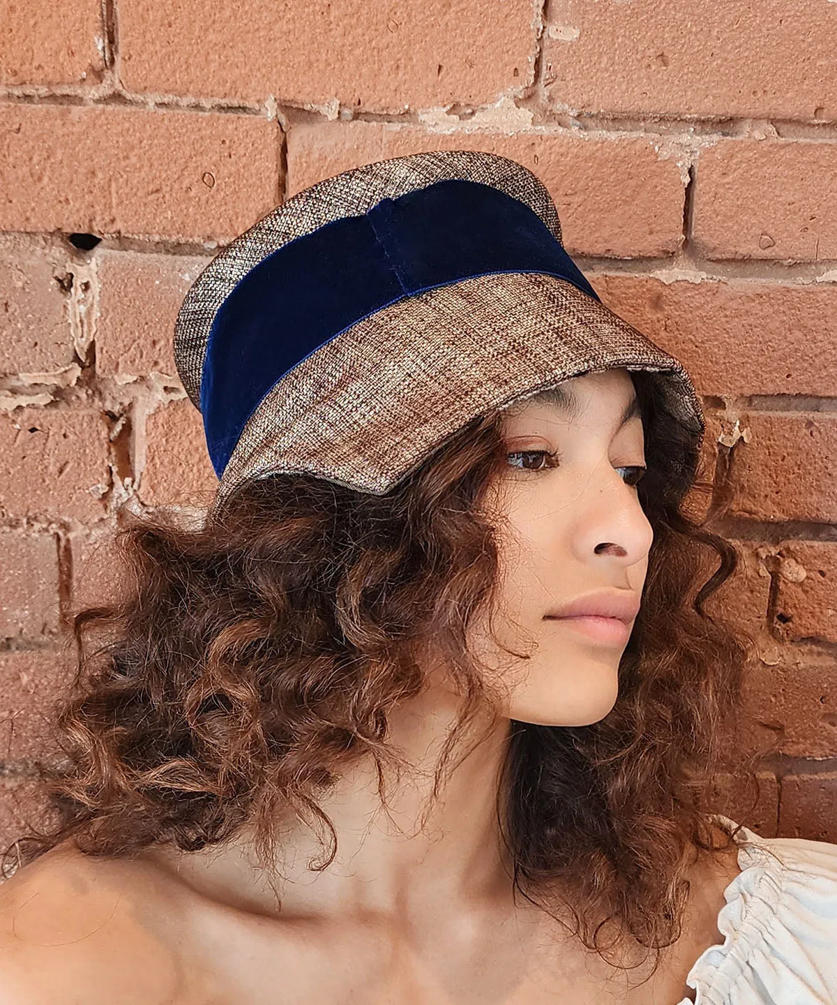 Abigail Style Hat - Liam with Deco in Silver