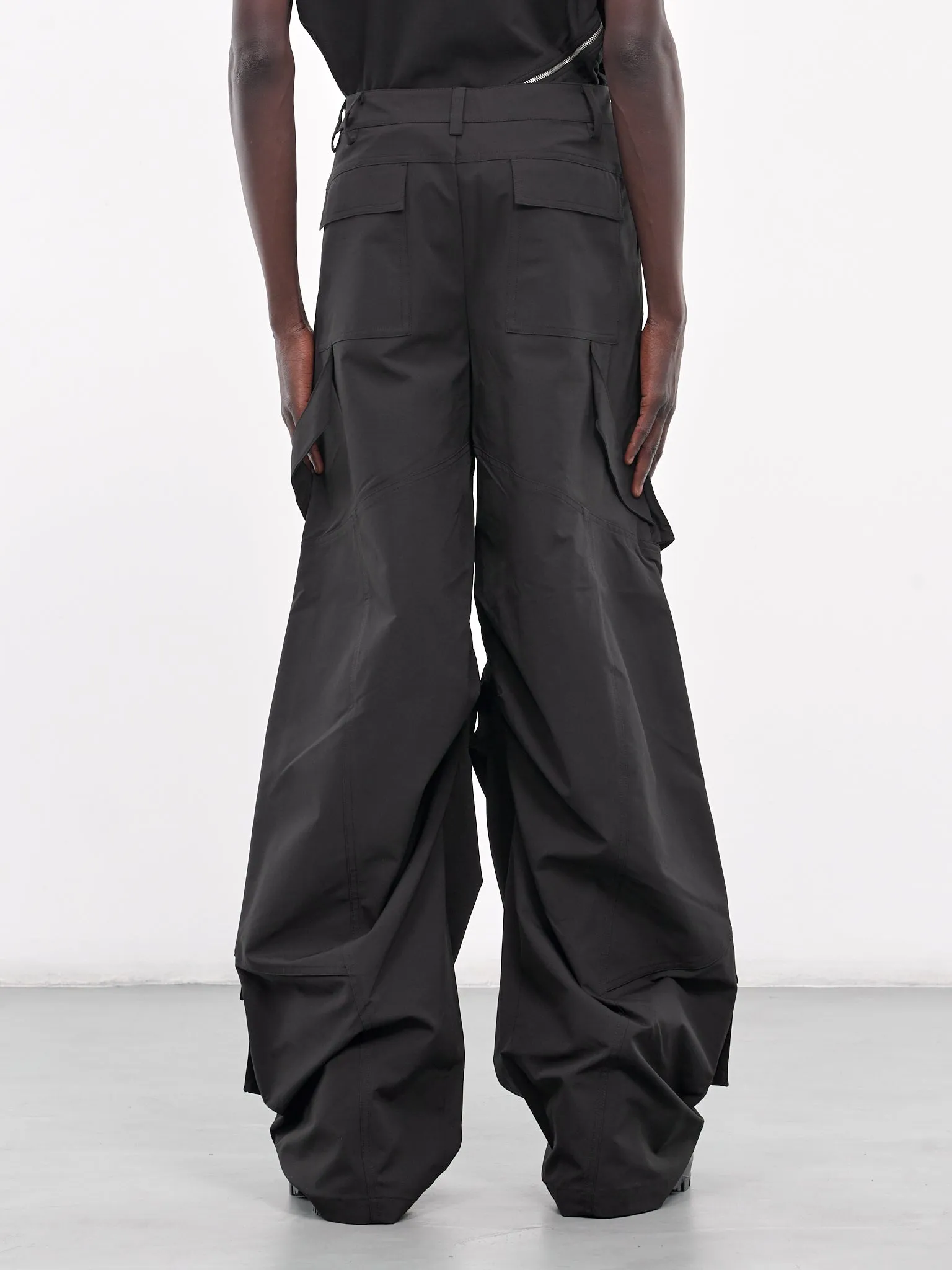 Cellulae Cargo Trousers (HE-M-10-160-BLK01-BLACK)