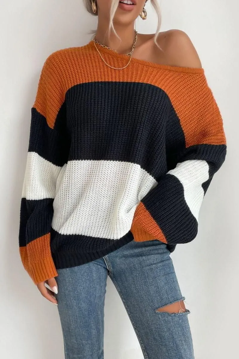 CONTRAST COLOR KNIT