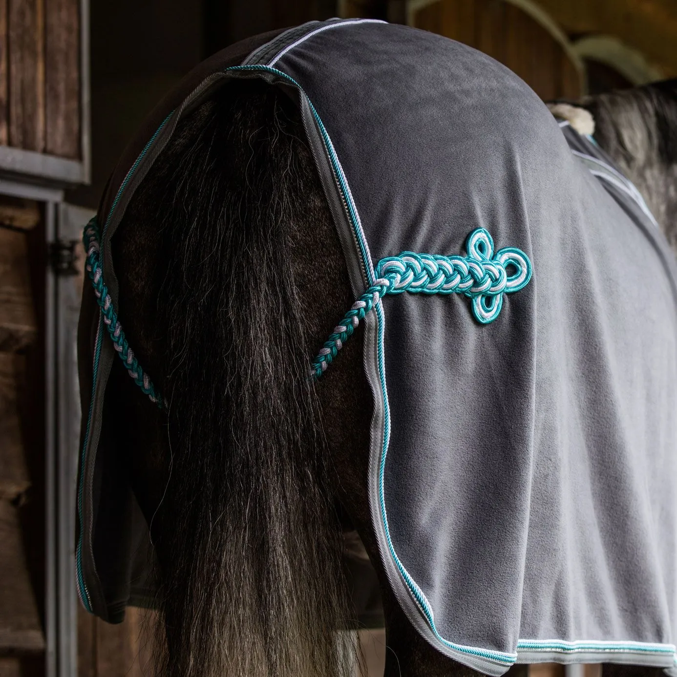 Equiport Diamante Fleece Show Rug