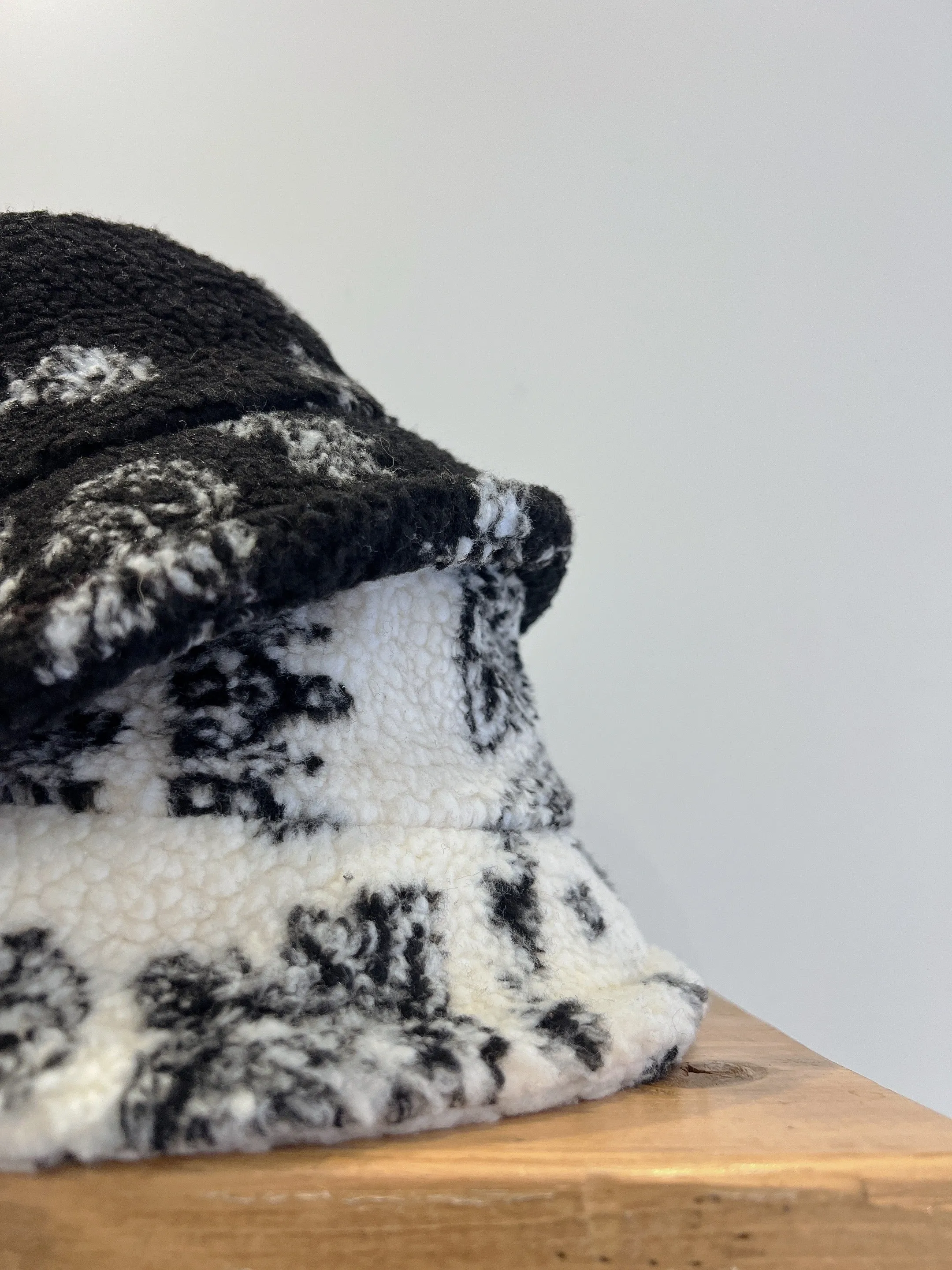 GENE Bandana fleece bucket hat