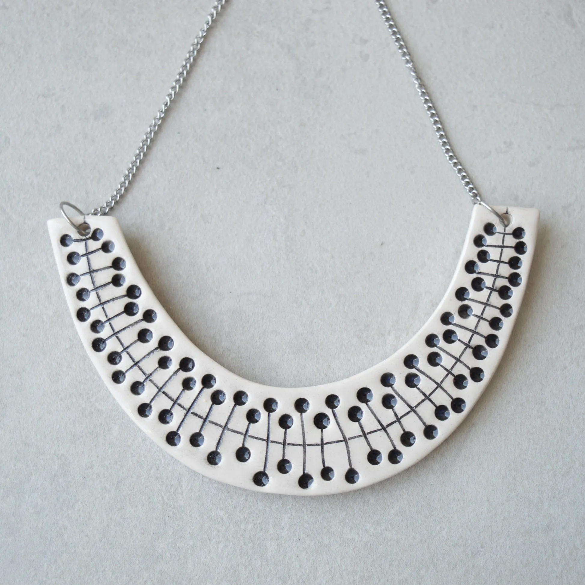 Monochrome statement necklace I