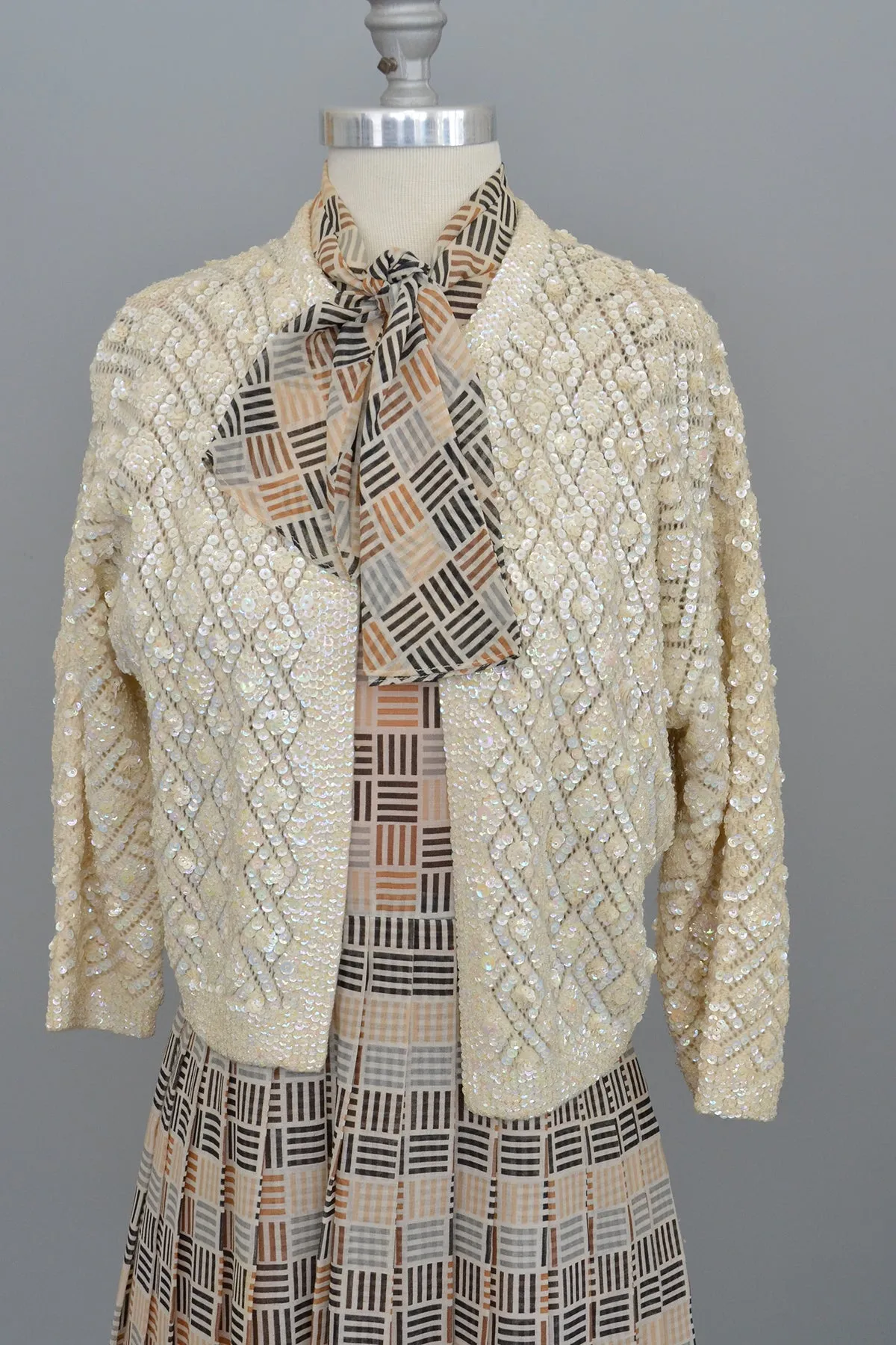 Retro 1950s Cream Geometric Knit Wool Sparkly Sequin Sweater