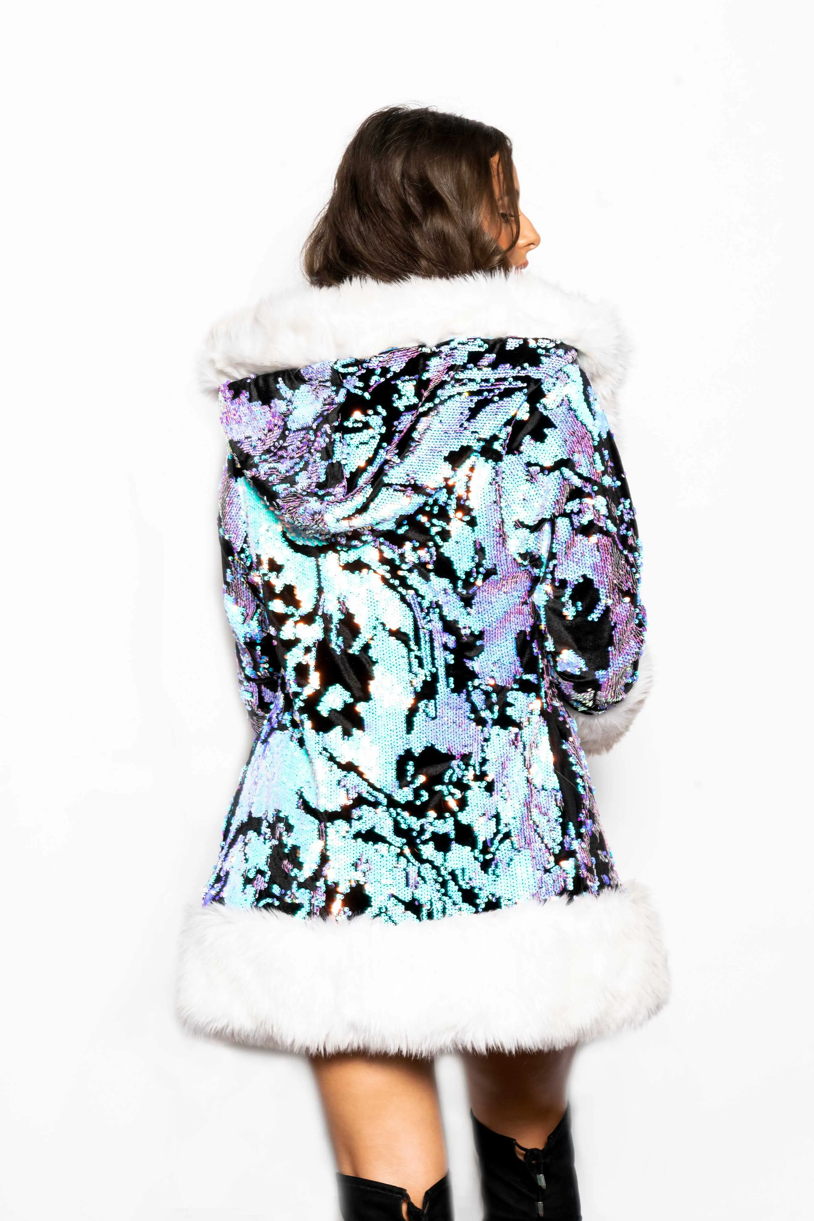 Women's Petite Playa Coat in velvet sequin "Black Unicorn"